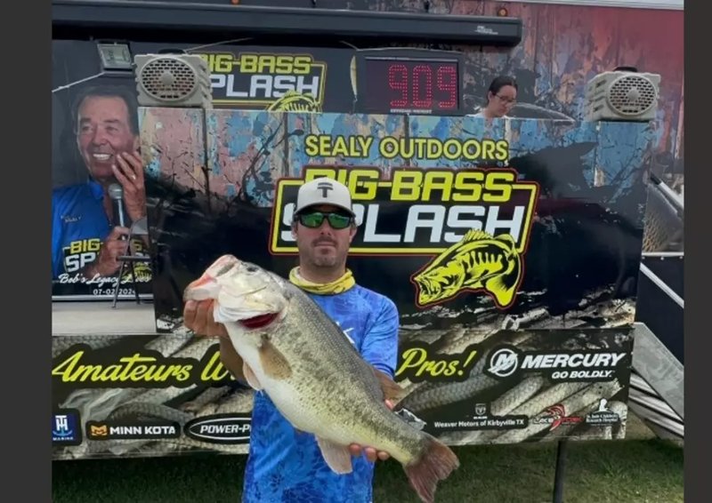 Große Fische im Big Bass Splash Slot - Jetzt in Deutschland spielen!
